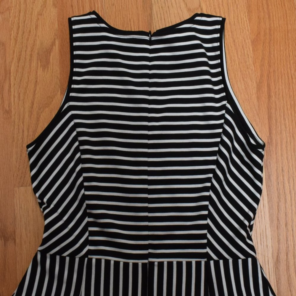 Banana Republic Striped Ponte Dress in Women's Size 6T - Picture 11 of 15